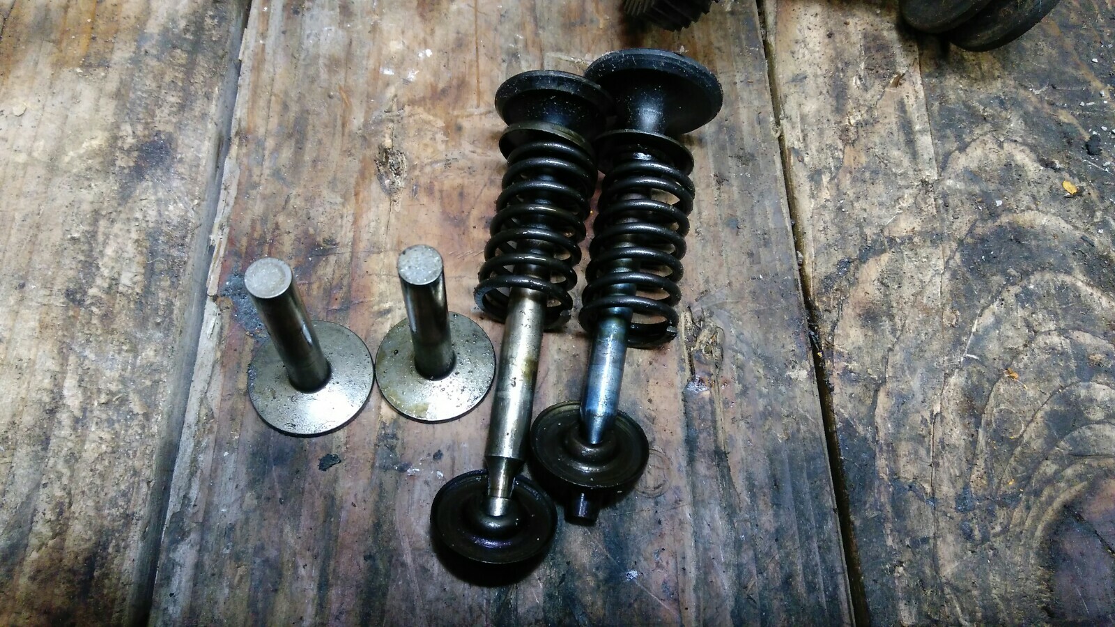 Tecumseh Extended Camshaft, 9HP HM 90 HM 90 9HP Used Cam Part 36569