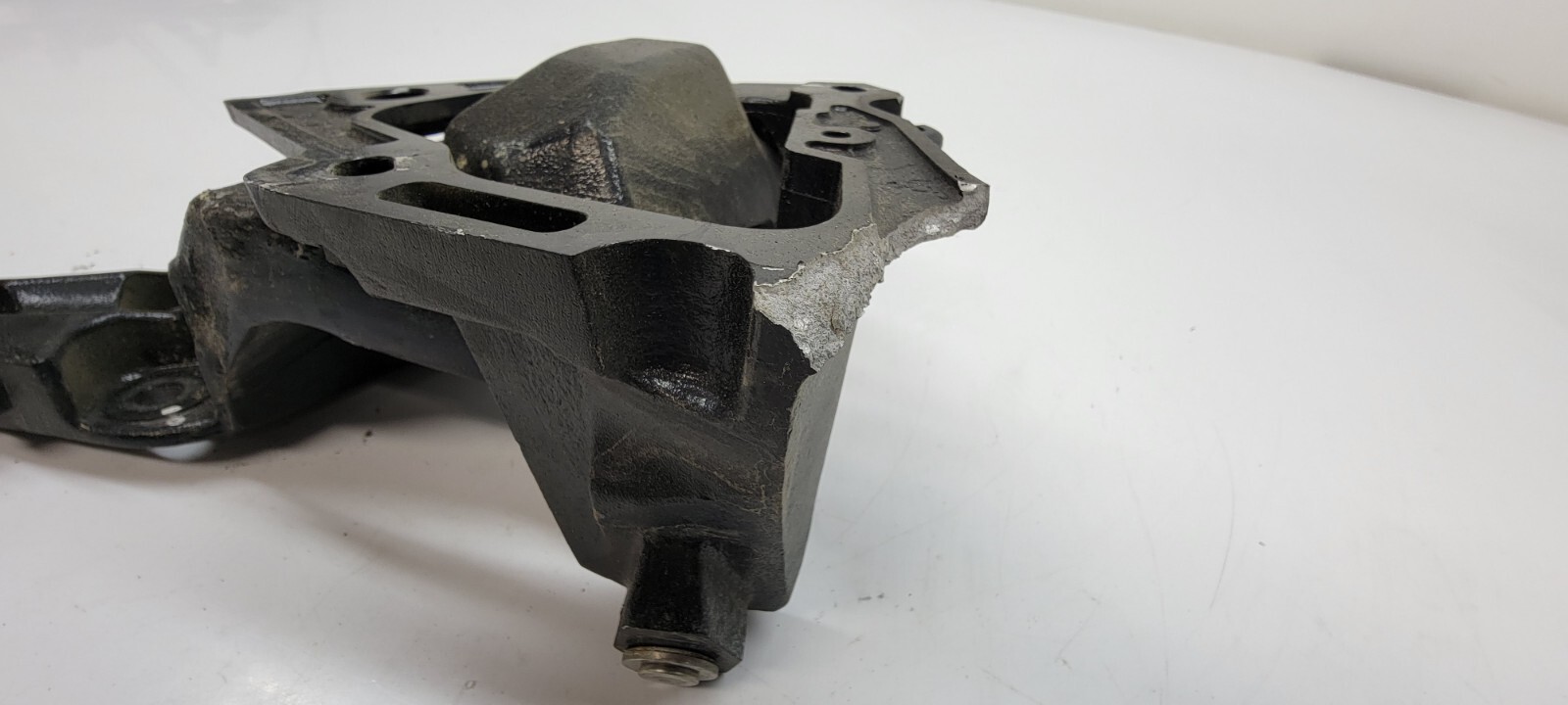 MCLAREN 650 DRIVER LEFT SIDE DOOR HINGE ASSEMBLY OEM 