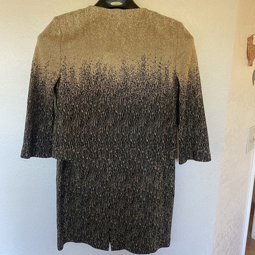 St John 2-teiliger Strickpullover schwarz/metallic gold 1 Knopf Gr. 2 Rock Gr. 4 Anzug neu ohne Etikett - Bild 2 von 12