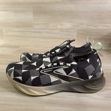 Brooks Levitate StealthFit 6 Running Shoes Womens 7.5 Black White Geometric