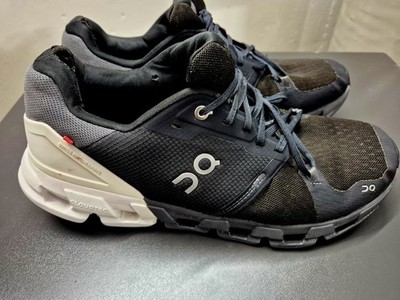 ON Running Cloudflyer 4 Black White EU45 US11 Laufschuhe Herren Sneaker 71.98677
