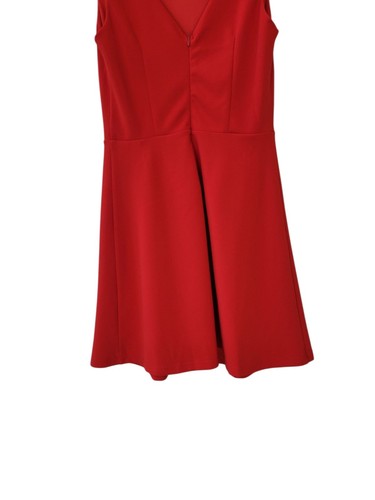 Neu RIHOAS M rotes ärmelloses Minikleid mit U-Boot-Ausschnitt für Damen - Bild 15 von 16