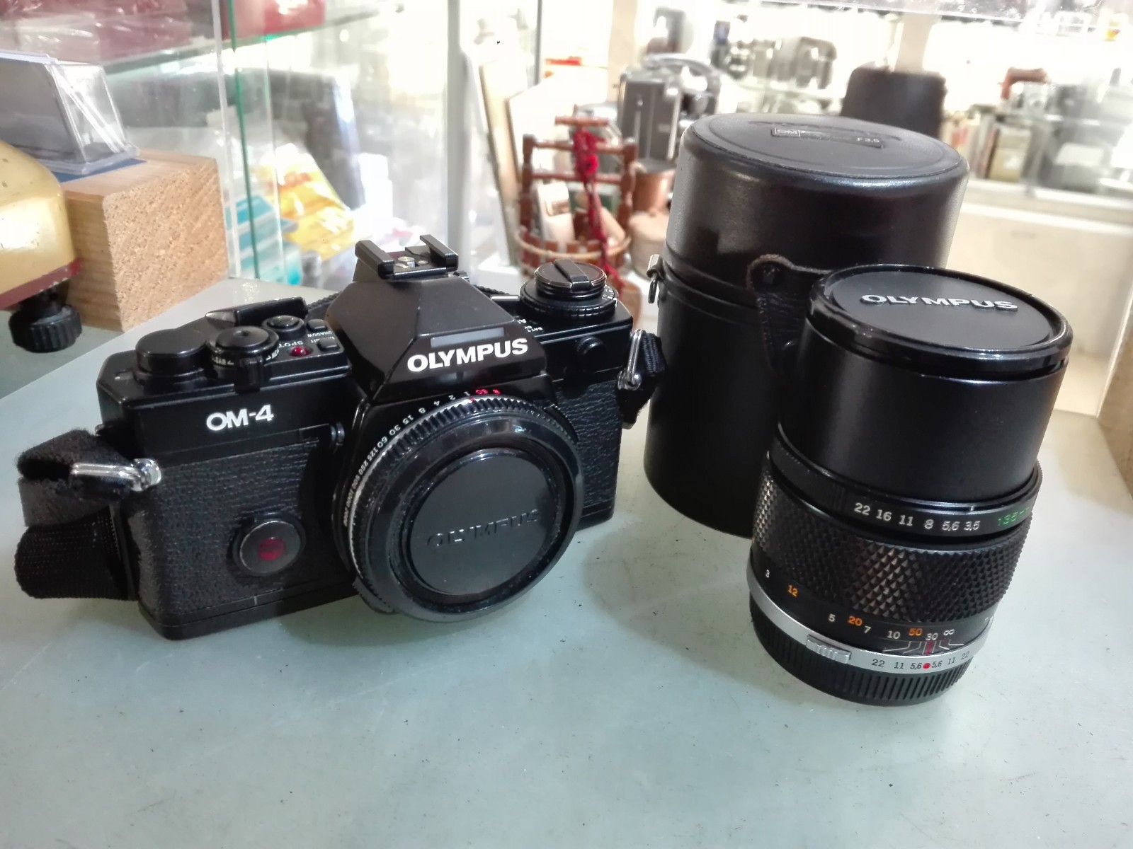 [NC] OLYMPUS OM-4 OM4 CON ZUIKO AUTO-T 135mm + X2