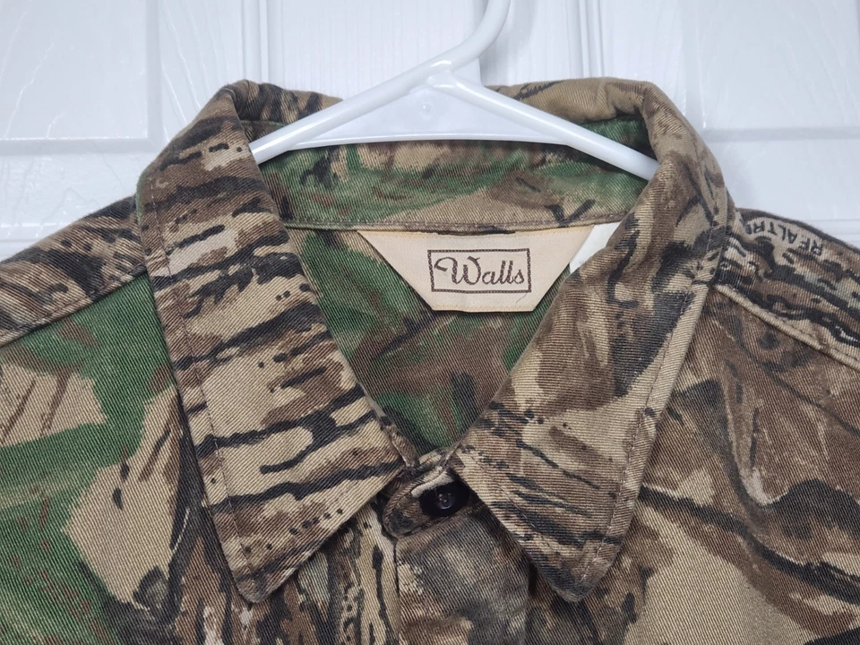 VTG Walls Button Up Realtree Hunting Camo Shirt Sz XL Long Sleeve 46-48 USA MADE - Image 4 of 4