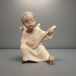 LLADRO Porcelain Matte Figurine African American Angel Playing Lute #4537 MINT