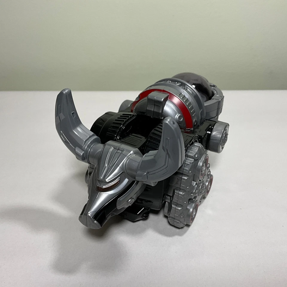 Power Rangers Kyuranger Cosmic Fury DX Oushi Voyager Bull Zord KyurenOh Megazord - Image 2 of 4