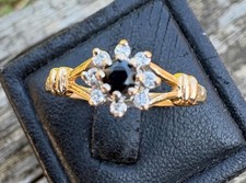 9ct gold sapphire and diamond halo ring (1.6g) Size N