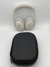 Bose Headphones White QuietComfort 45 QC 45 Noise Canceling Used