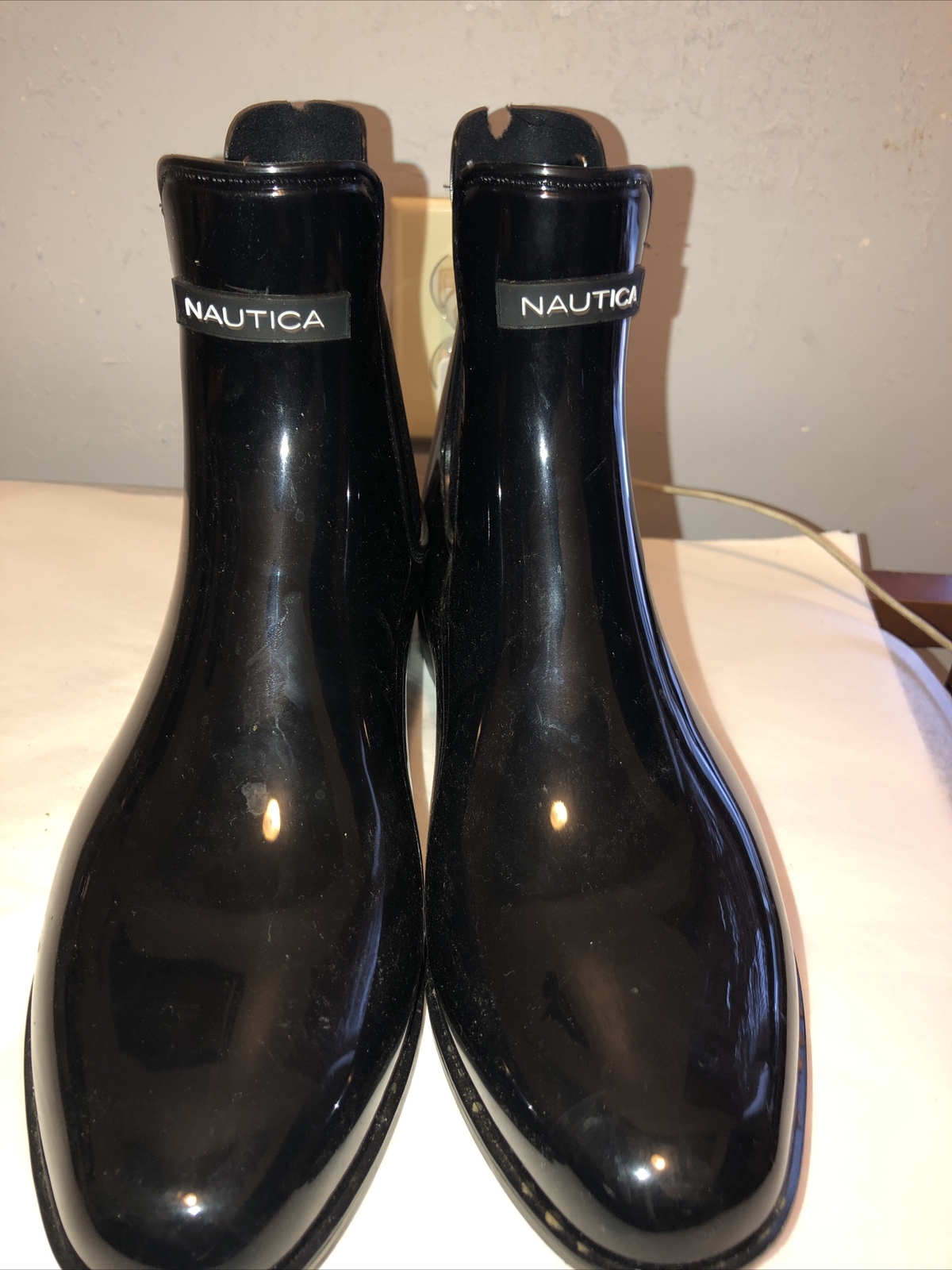 Women's Size 10 Nautica Waterproof 