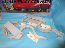 1968-1975 Corvette Convertible Rear Decklid Hinge Assembly Pair Gm 3995021