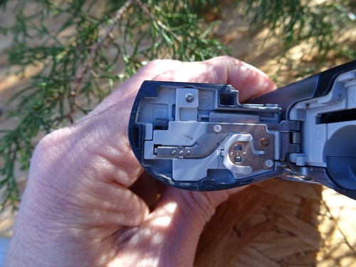 Canon PowerShot A1000 IS 10,0-MP-Digitalkamera – grau FÜR TEILE REPARATUR WIE BESEHEN - Bild 6 von 6
