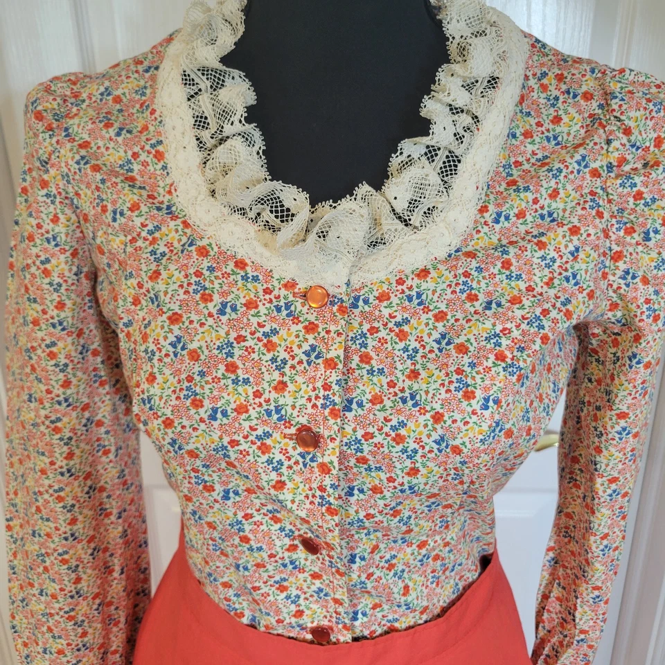 Pioneer Colonial Women's Blouse and Skirt Costume Calico and Orange Size S/M - Image 2 of 4