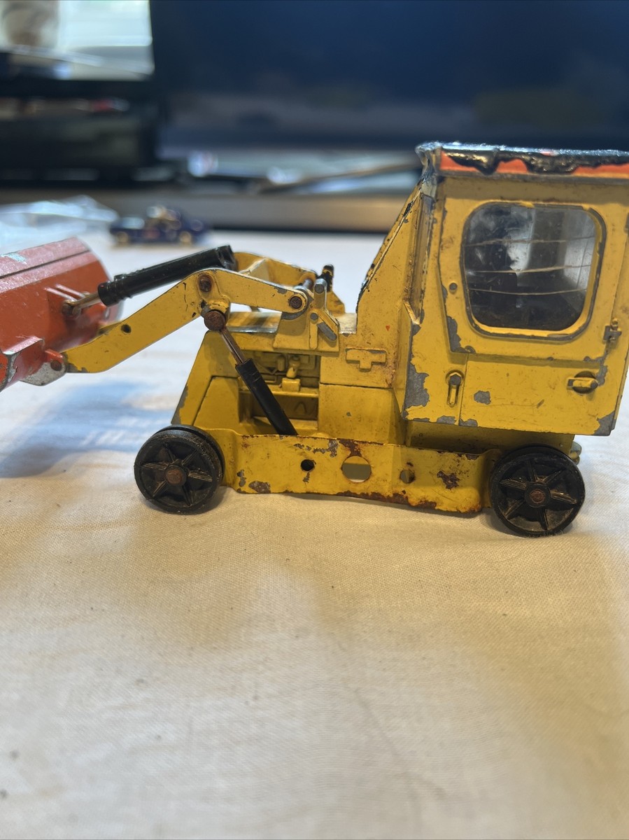 DINKY TOYS SHOVEL DOZER No 977 VINTAGE DIECAST EXCAVATOR RARE