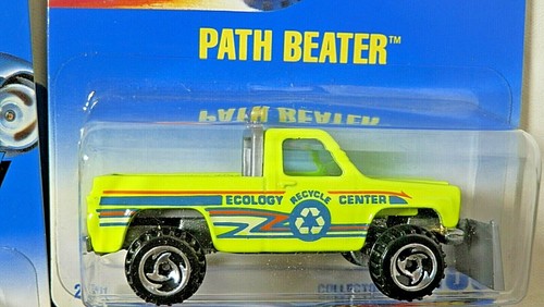 Hot Wheels 4 Pick Up Truck Bundle, 2K Attack Rack Series, Pikes Peak Tacoma NEW - Picture 5 of 11