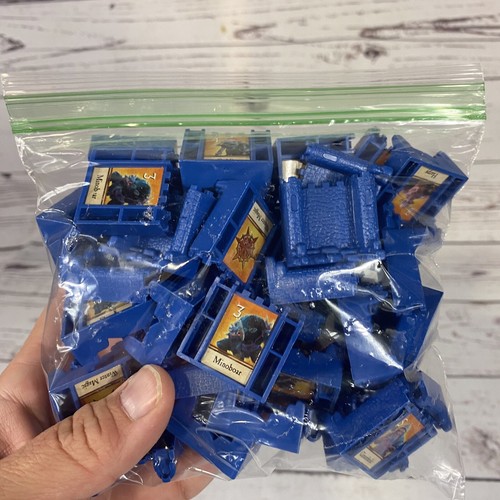 Stratego Narnia Game Replacement 43 Red & 45 Blue Army Pieces - Picture 4 of 5