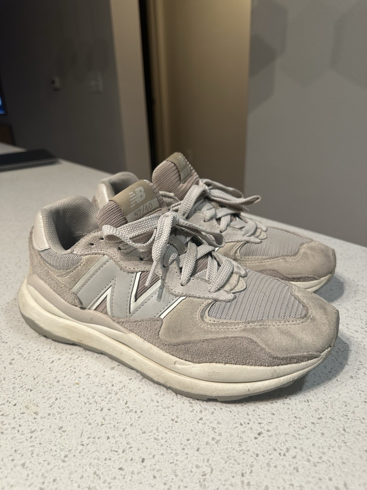 New Balance 57/40 Men's Size 9D Moonbeam Mindful Grey Sneakers M5740PSN