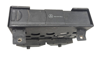 Mercedes R230 SL500 C32 C320 CD Changer 6 Disk Player MC3010 2038209089 OEM