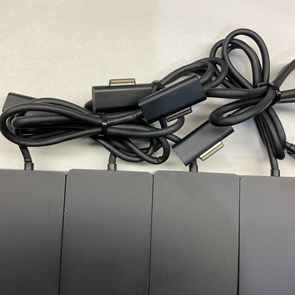 LOTE DE 5 X Microsoft 1661 Surface Pro Dock Station 1749 SIN AIRE ACONDICIONADO PARA 3 4 5 6 7 8 Foto 2 de 4