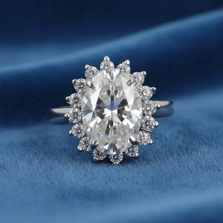 Lovely 4.90Ct Oval Cut White Diamond Solitaire Ring 925 Sterling Silver.Designer
