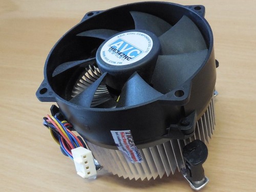 AVC Intel Sockel LGA 775 Prozessorkühler CPU Kühler Alu+Kupfer 4-pol 92mm* ck104