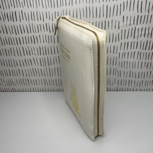 The Holy Bible Wooden Case Leather Zip Around Memorial Edition Illustrated - Picture 7 of 15