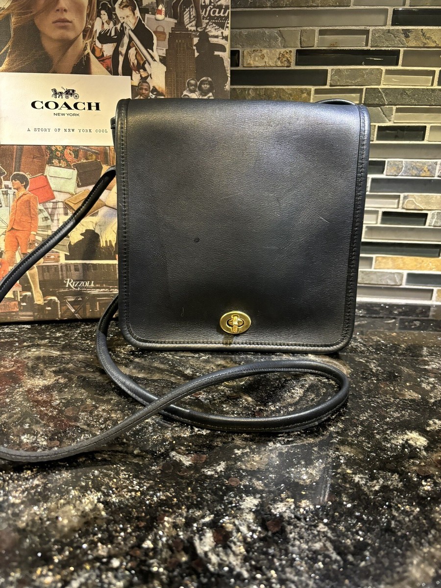 Vintage Coach Madison Compack Clutch Nvy