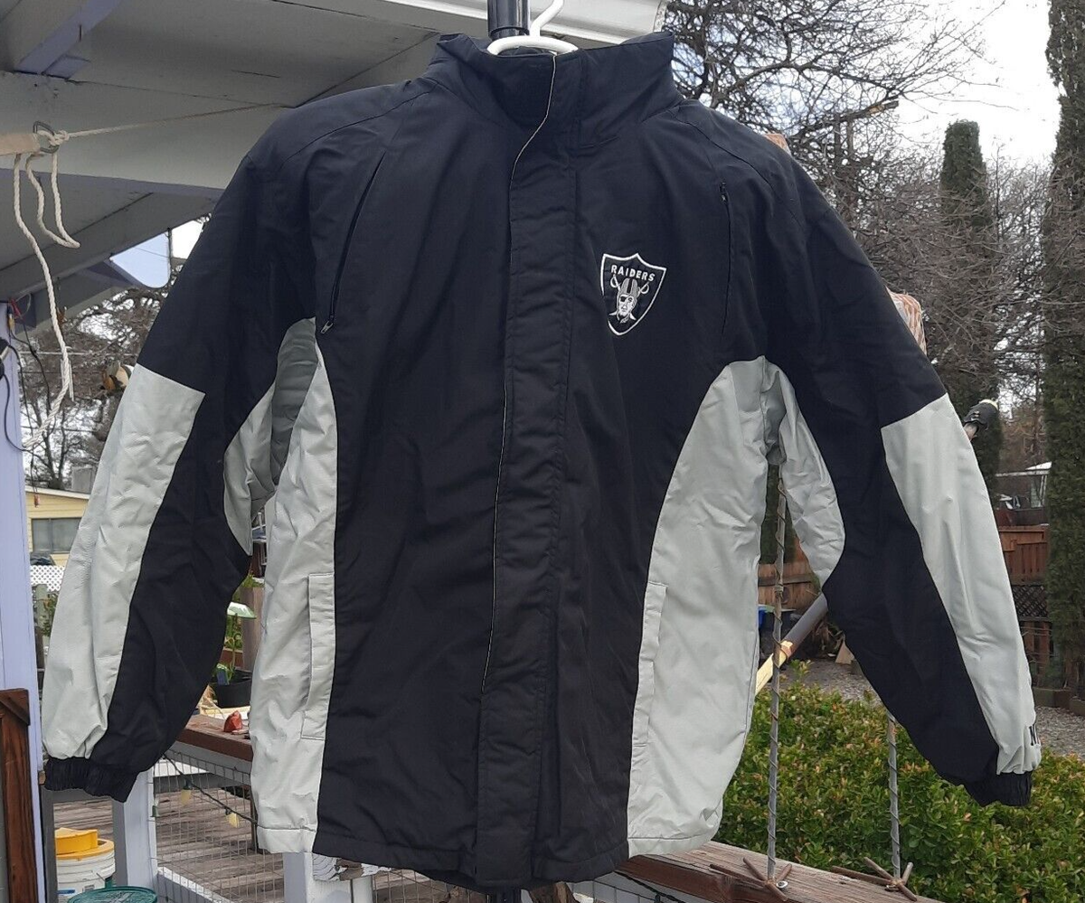 ウォームアップウェア 90s NFL raiders jacket ウォームアップウェア 90s NFL raiders jacket Vintage 90s NFL