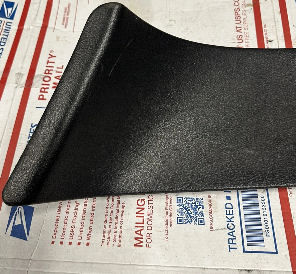 1992-1995 Honda Civic Hatchback tampa de alto-falante traseira direita/excluir inserção - Imagem 4 de 4