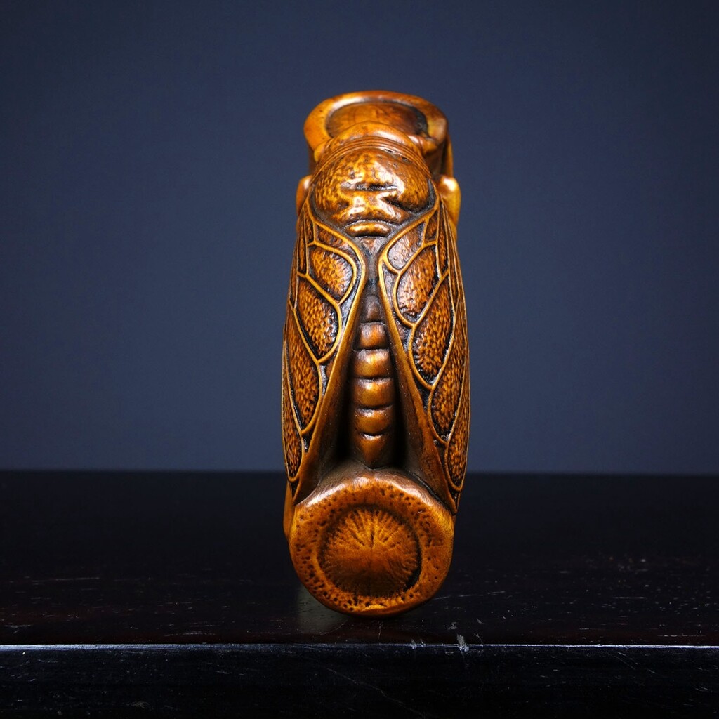 Chinese Natural Boxwood Hand carved Exquisite Cicada Statue AF0253