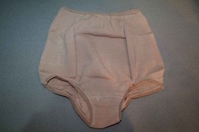 NOS Vtg 70s Purr Panties BEIGE Stretch Nylon Magic Lady Brief Exquisite Form 928
