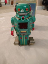 Vintage 1980s JMT 36 Spark Robot Retro Wind-Up Toy Missing Key
