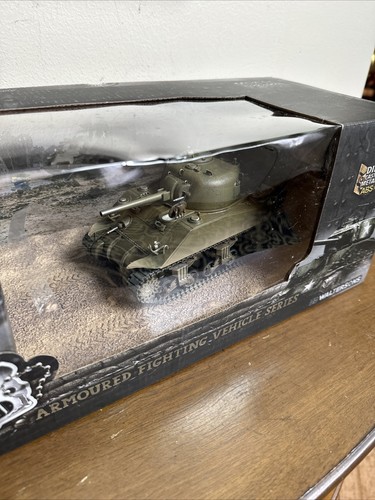 SHERMAN M4 75 TANK "US ARMY" 1/32 MODEL BY METAL PROUD - Picture 4 of 9