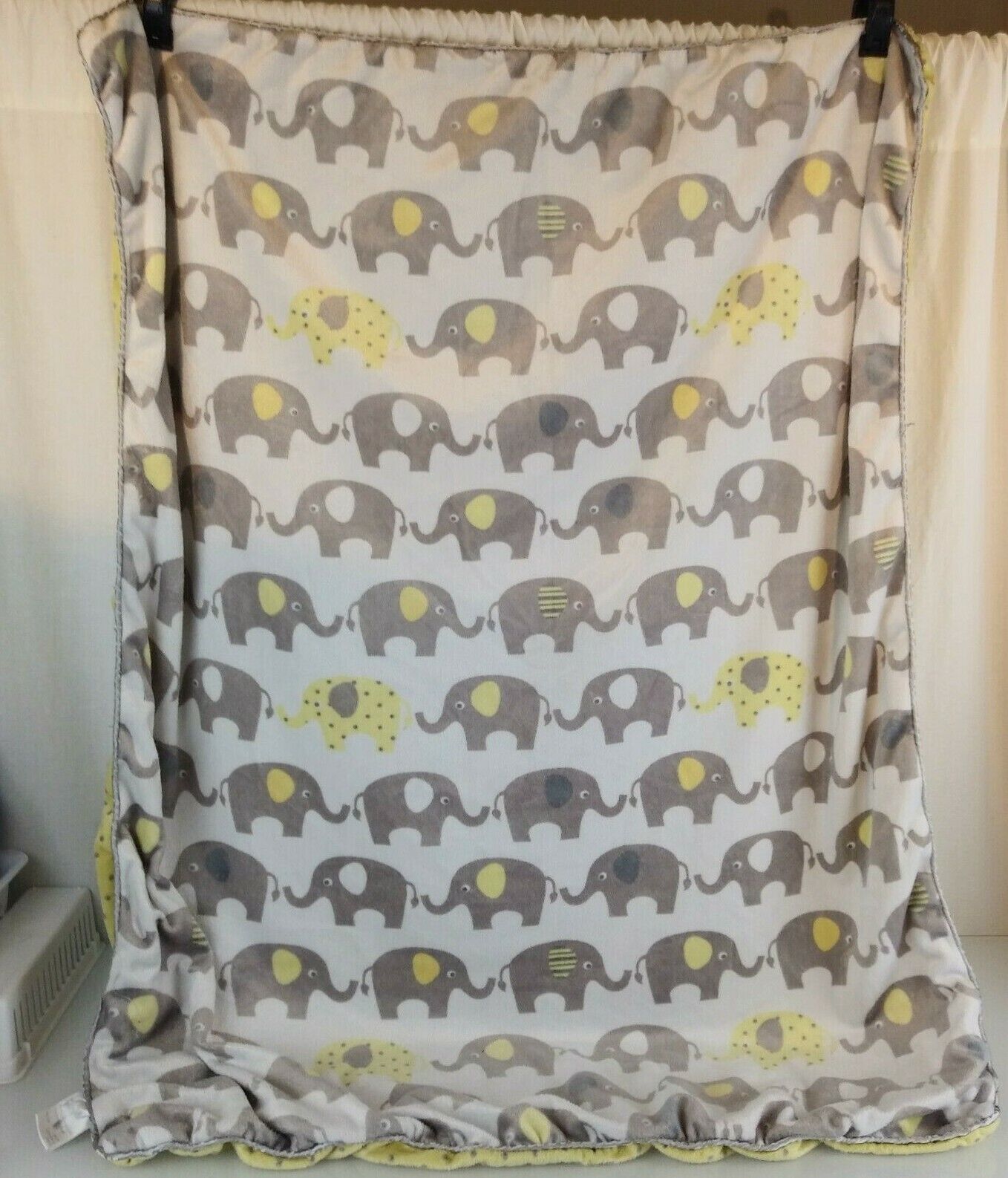 SL S L Home Fashions Gray Yellow Elephant Polka Dot Baby Blanket Satin Trim Laatste werken, erg populair