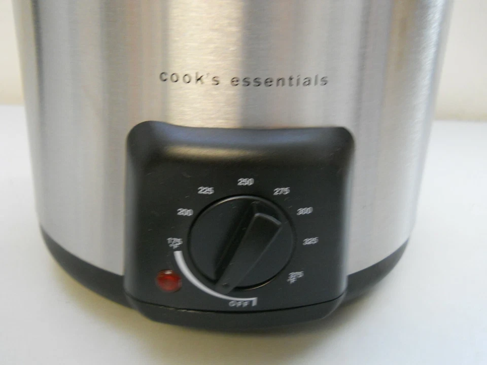 Cooks Essentials Deep Fryer 1 Quart #99340 Black Stainless Steel RV Camping - Image 2 of 4