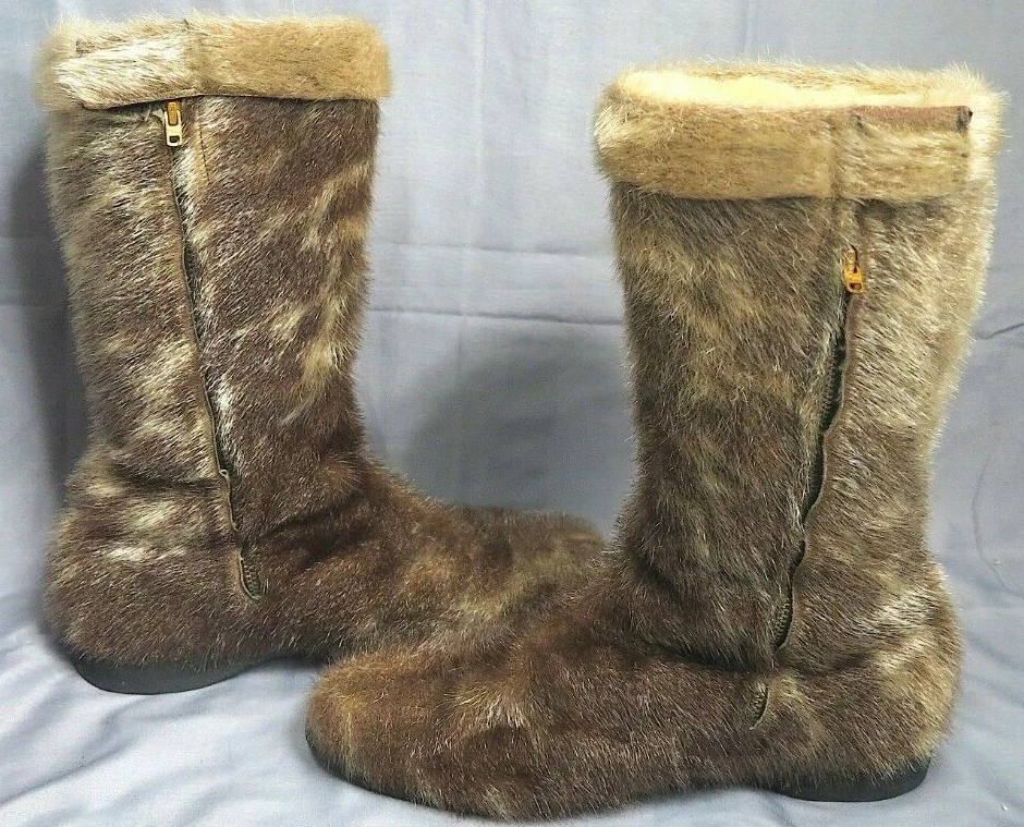 vintage 1960s EDDIE BAUER shearling sheepskin CAMP BOOTIE moccasin TALON ZIPPER - Image 4 of 4