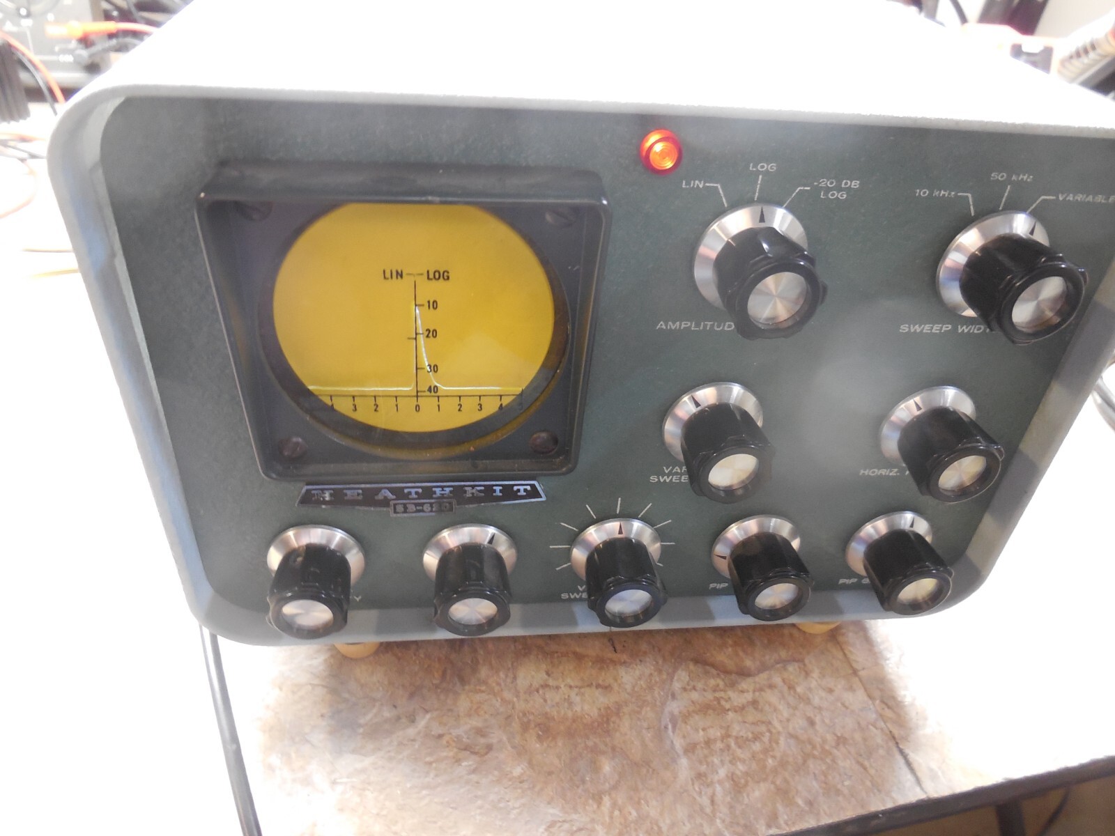 Heathkit Scanalyzer Scope SB620 Ham CB *Works* *Sold ASIS Only* *Read