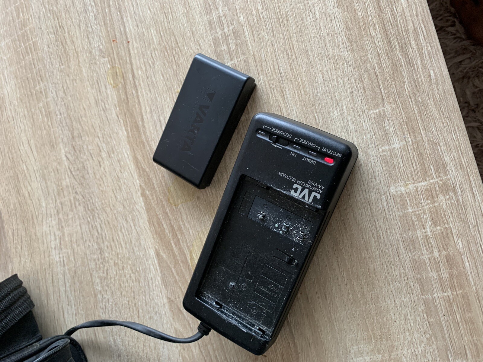 caméra JVC VHS GR-M72S sacoche trépied accessoires pi