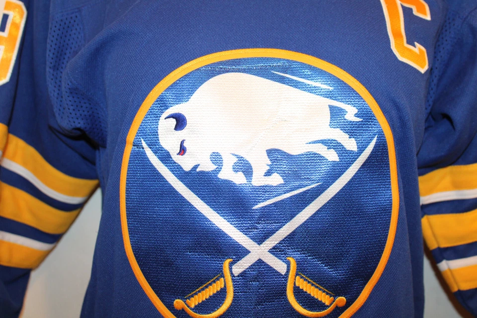 FANATICS Buffalo Sabres Jack Eichel #9 Jersey Youth S/M Breakaway - Image 3 of 4