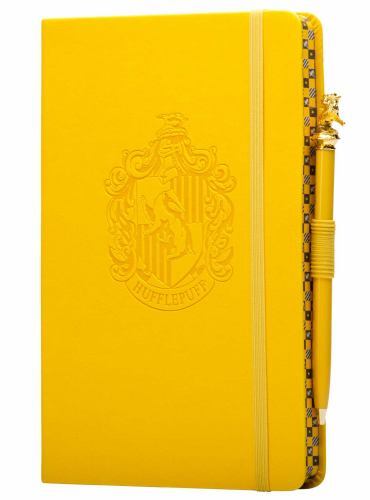 Harry Potter: Hufflepuff Classic Softcover Journal with Pen by Insights ...