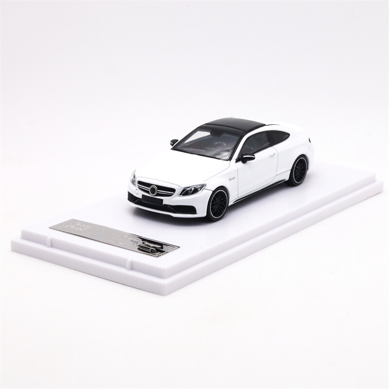 Mercedes-Benz C63 AMG ホワイト ミニカー Mercedes-Benz C63S AMG Coupe 1/36 Model Car Diecast Toy Vehicle