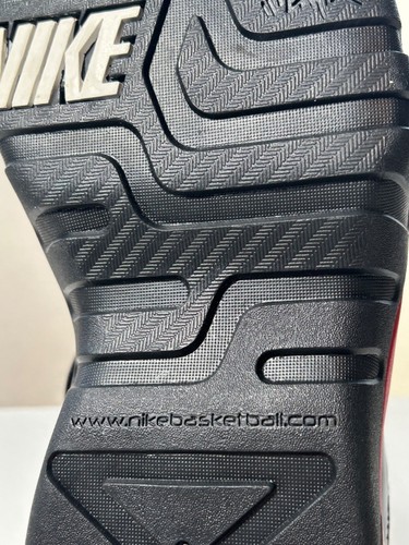 Nike Zoom Sharkley BG7 Black/Red/White Ben Gordon SAMPLE Single Shoe SIGNED - Picture 15 of 17