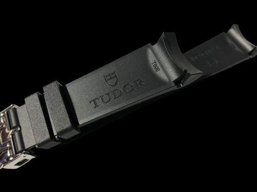 Tudor 22mm black rubber wrist watch strap band with deployment clasp - Picture 4 of 6