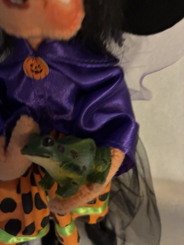 Annalee Halloween Hexe Dotty mit Kröte und Spinnen 12" groß - Bild 4 von 8