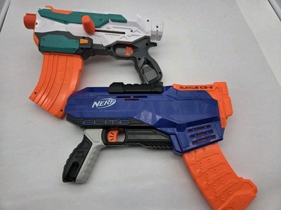2x Nerf Pistolen Rukkus ICS-8 / Tri-Strike