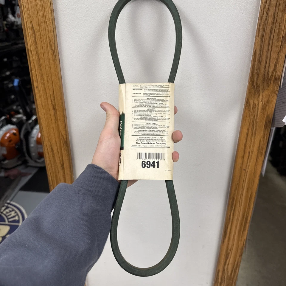 Gates 6941 Accessory Drive Belt   41 In. X 21/32 In., Powe Rated V Belt, NOS  - Image 2 of 2