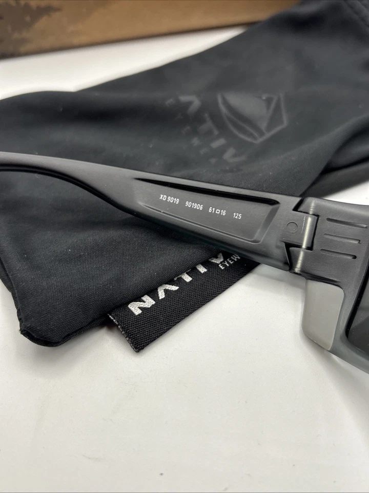 Gafas de sol polarizadas Native Raghorn marco negro mate bronce reflejo ¡NUEVAS! Caja W Foto 4 de 4