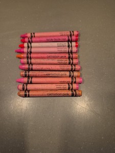 Lot Of 11 Pink Crayons Carnation Pink Shocking Pink Razzle Dazzle Rose Tickle Me