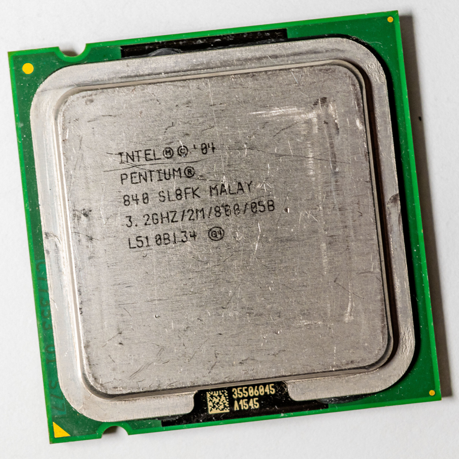 Intel Pentium D Extreme Edition 840 SL8FK LGA775 Hyperthreading 3.2GHz ...
