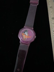 VINTAGE DAFFY DUCK Watch 1980'S PINK SILICONE BAND WARNER BOS UNTESTED AS IS