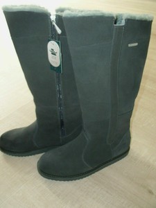 waterproof sheepskin boots uk